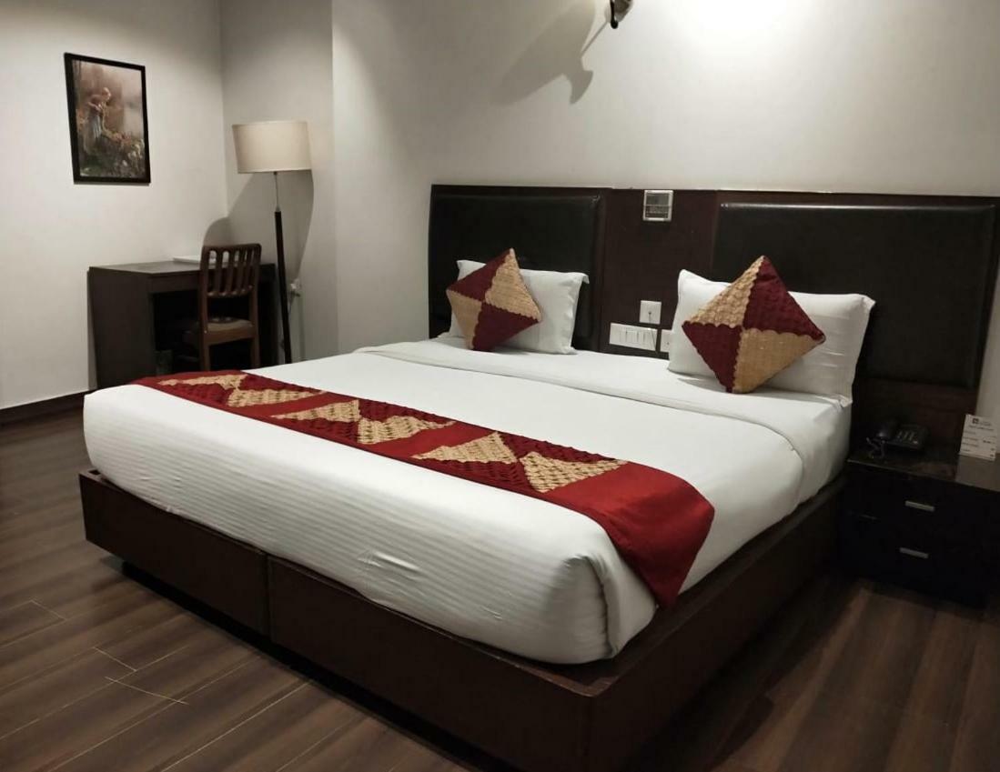 Hotel Saptagiri Nové Dillí Exteriér fotografie